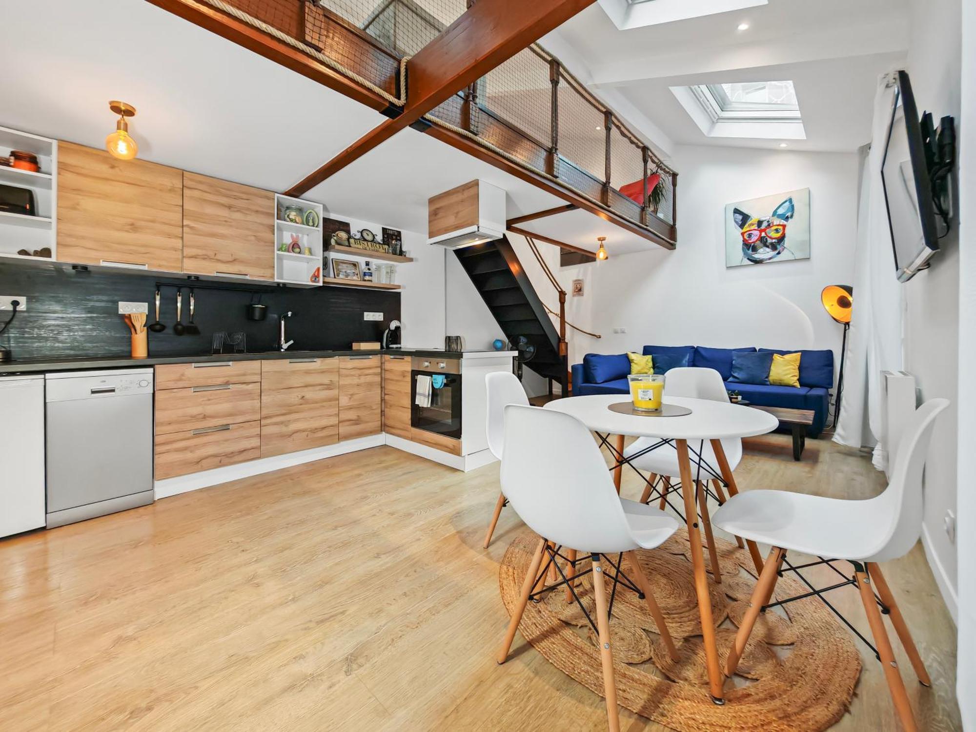 Loft Duplex A 2 Min De Paris - Parking Gratuit Daire Le Pré-Saint-Gervais Dış mekan fotoğraf